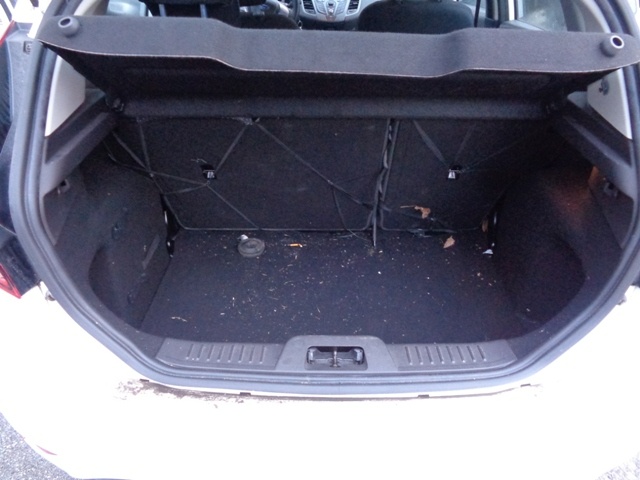 Sprzedam części zamienne do Ford fiesta mk7 1,25 60kw - 13