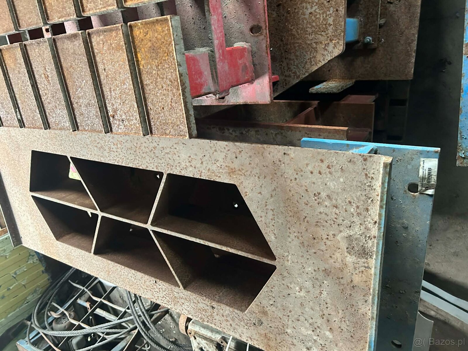 Wibroprasa dwukolorowa PROMETAL Uniwersal 400 - 13