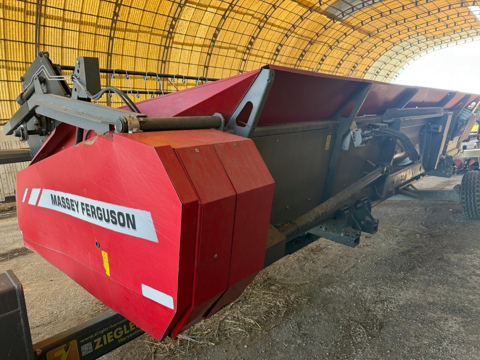 Kombajn zbożowy Massey Ferguson Cenyora 7380 rok prod. 2015 - 13