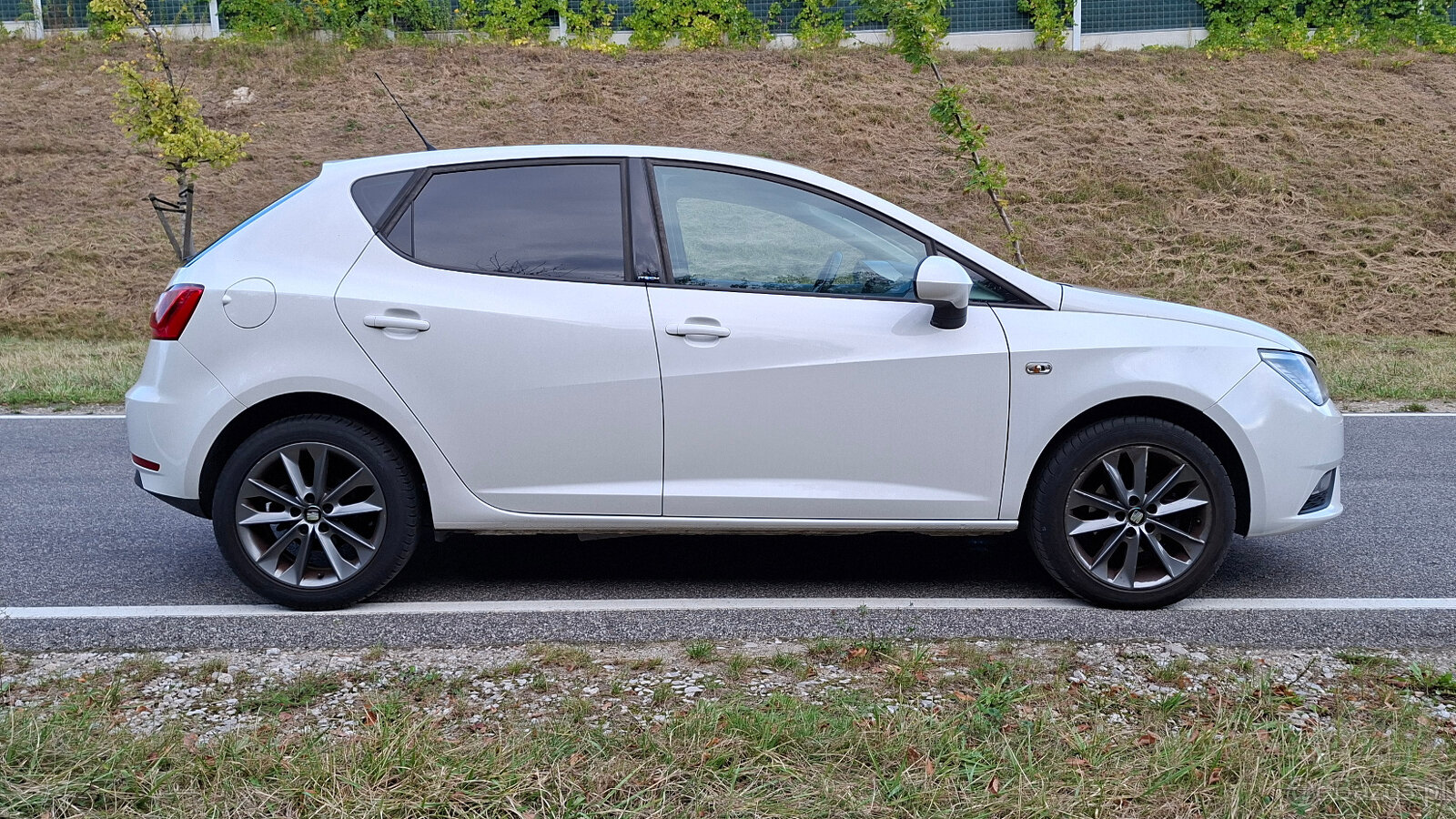 Seat Ibiza ITECH 1,6TDI 90KM 2013r BI-xenon klima 183tys km - 13
