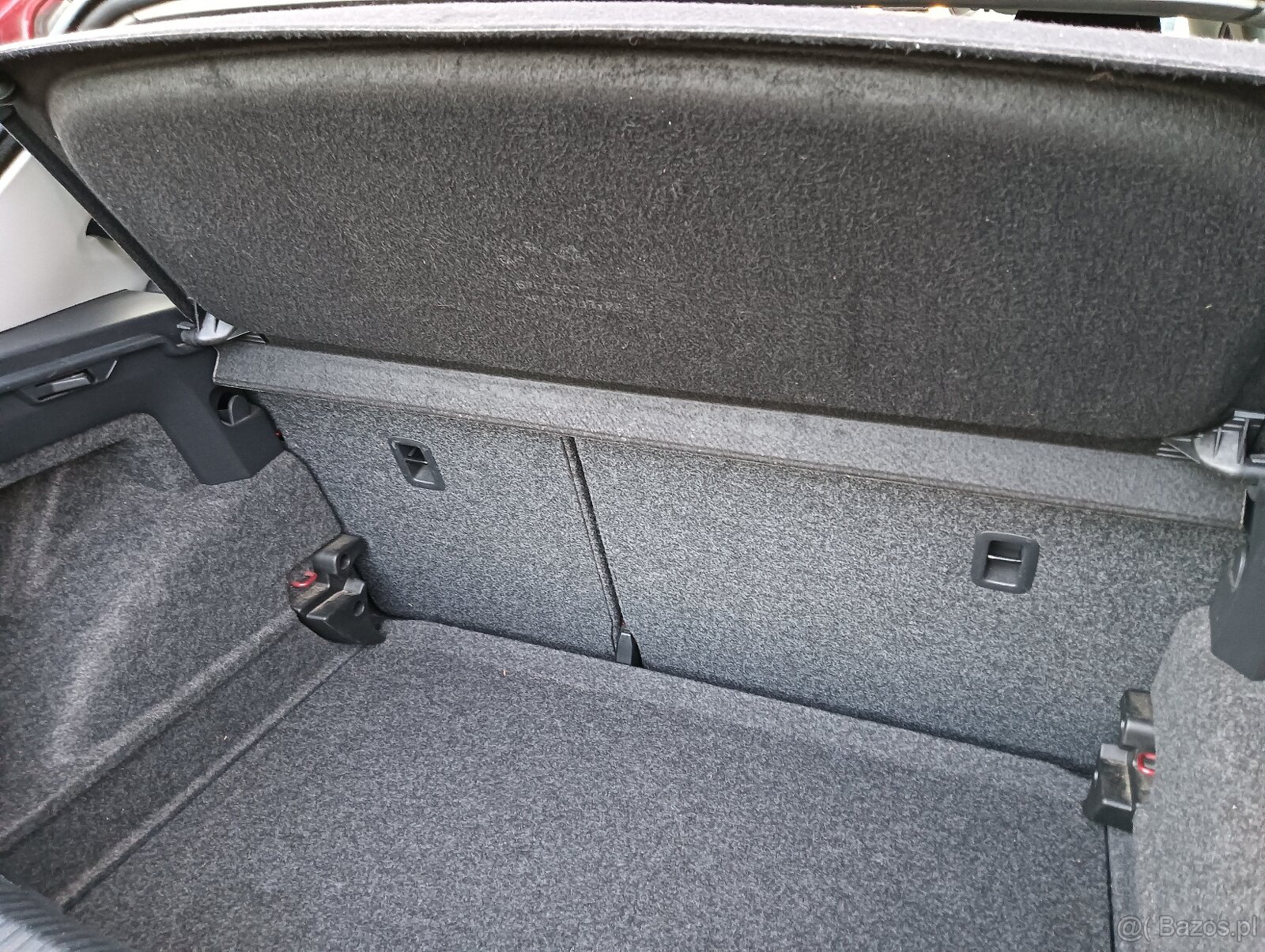 Sprzedam VW Polo zadbany, jedna właścicielka, mały przebieg - 13