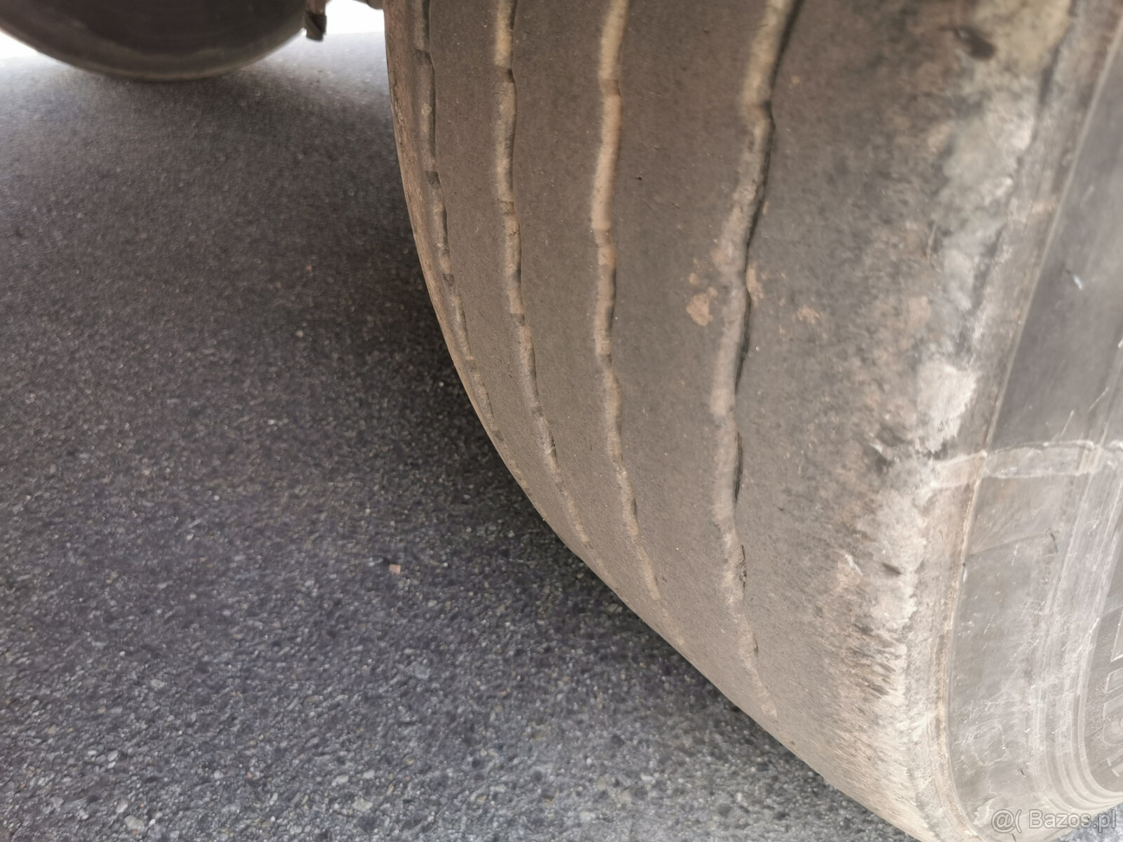 Sprzedam silos naczepowy FELDBINDER KIP o pojemności 63 m3 - 13