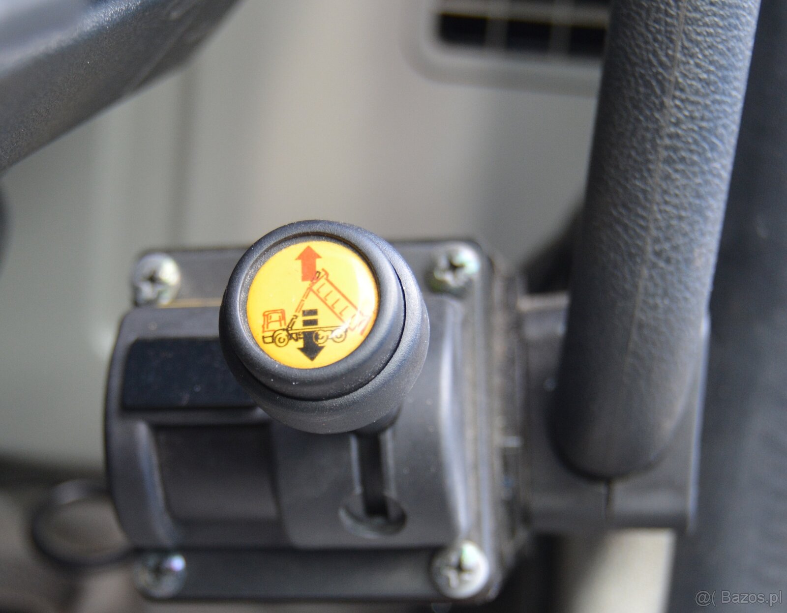 DAF CF 320 FA Euro VI 4x2 z nadwoziem skrzyniowym - 13