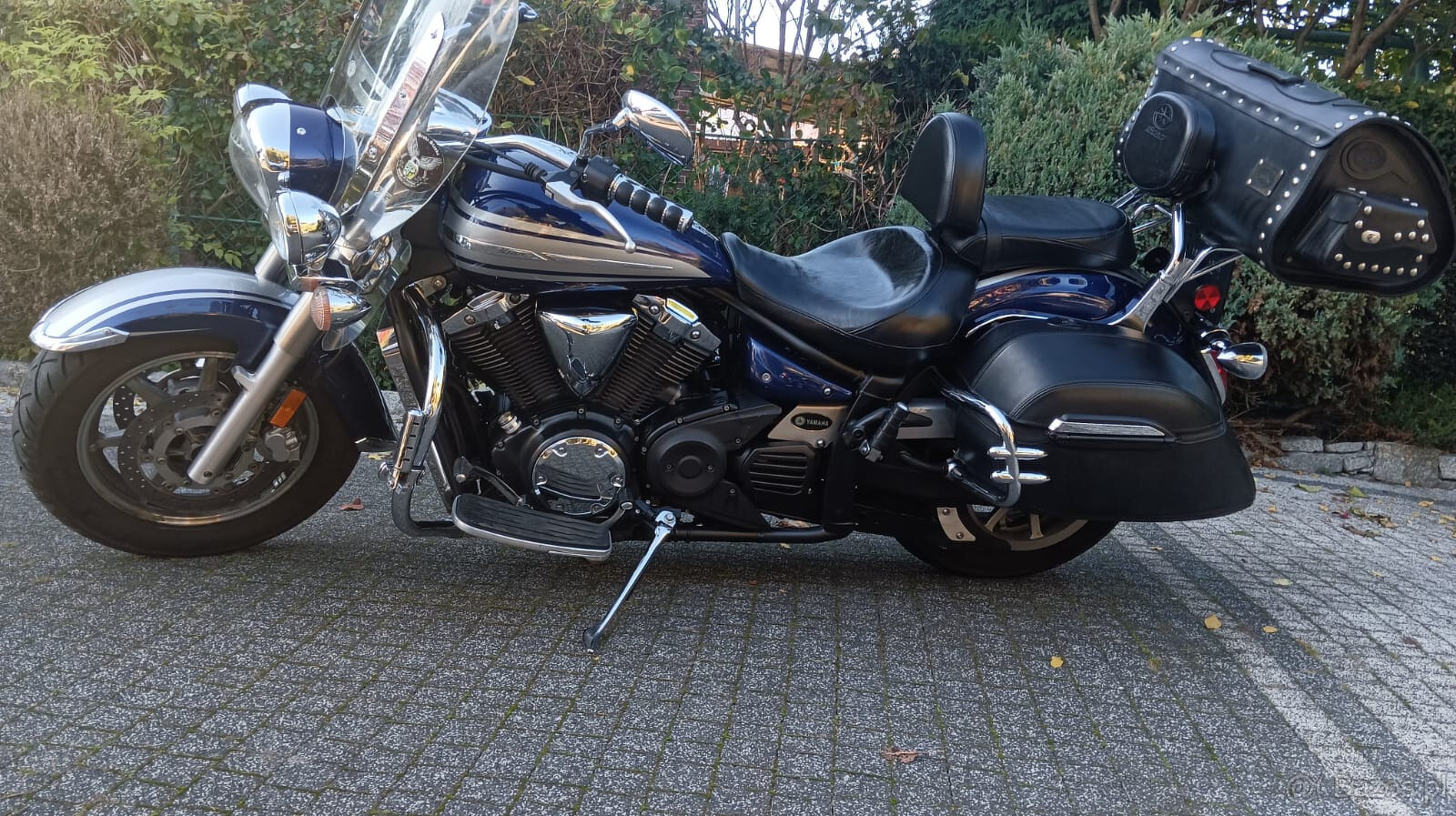 Yamaha XVS1300 Midnight Star Tourer - 13
