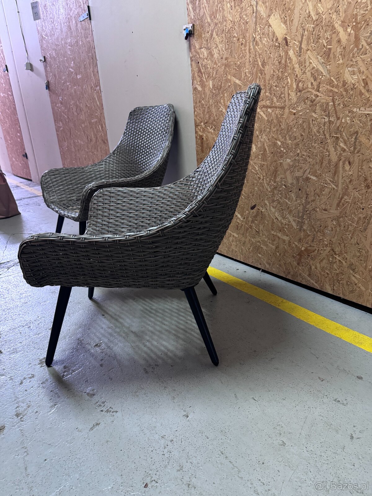 Syndyk sprzeda używane meble ogrodowe - 13