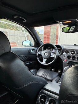 Alfa Romeo 159 1.9 JTDm Ti športová edícia - 13
