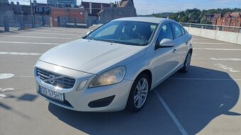Volvo S60 D3 2.0 D Silver - 13