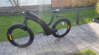 1 rower Reevo – rower elektryczny – rozmiar SM (5'2" – 5' - 13