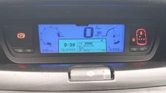 Citroen C4 Picasso 1.8 - 13