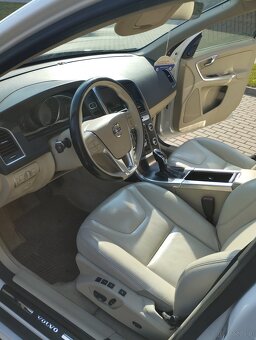 Volvo XC60 2.0 T5 B KAMERA COFANIA CZUJNIKI PARKOWANIA NAVI - 13