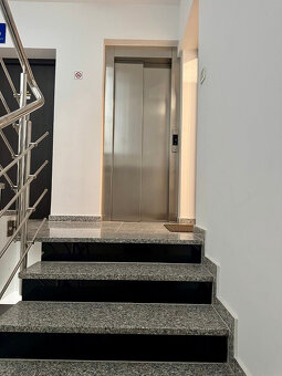 Chorwacja-trzypokojowy apartament z widokiem na morze-PAG - 13