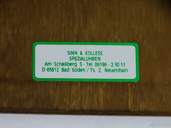 Elektroniczny zegar sterowany radiowo SINN ROCC-71E w kolorz - 13