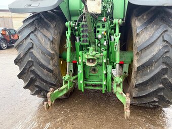 Ciągnik rolniczy John Deere 7720 PowerQuad przedni Tuz WOM S - 13