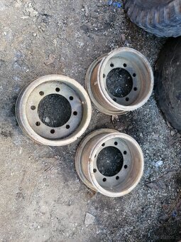 Sprzedaję przyczepę BSS 9t i 8t oraz wiele części zamiennych - 13