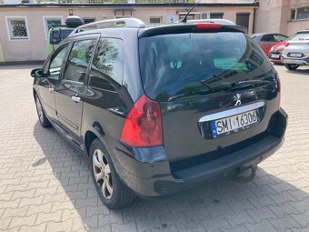 307 pojemność 2.0 HDI 7-Osobowy - 13