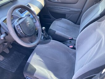 Citroen C-4 - 13