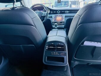 Maserati Quattroporte - 13
