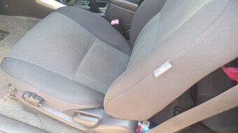 Toyota rav 4 2004...2.0 vvti - 13