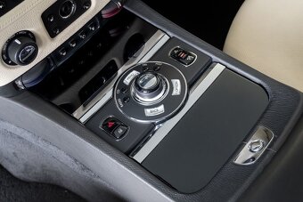 Rolls Royce Ghost maksymalny przebieg wyposażenia 68 000 km - 13