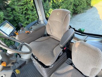 Ciągnik rolniczy John Deere 8370R skrzynia biegów E23 rok pr - 13