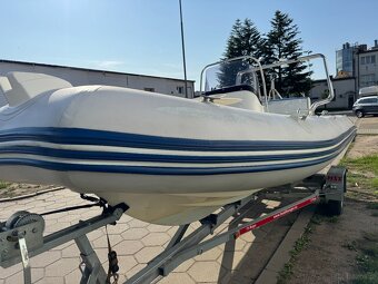 RIB Zodiac 550, Evinrude 90 - 13