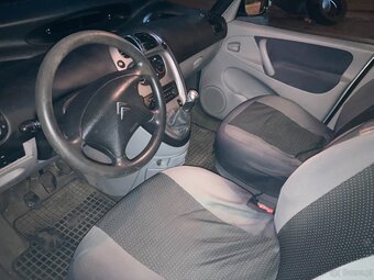 Citroen Xsara Picasso - 13