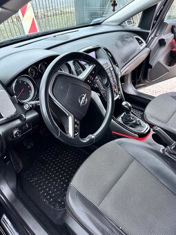 Astra 1,6 diesel Kombi - 13