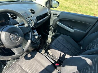 Mazda 2 1,4 2008r - 13