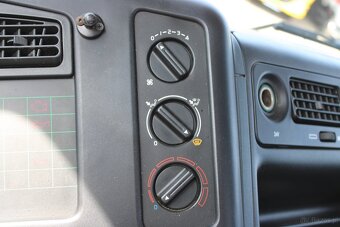 DAF CF 240, RAMIĘ HYDRAULICZNE HMF 953 K2, PNEU 80% - 13