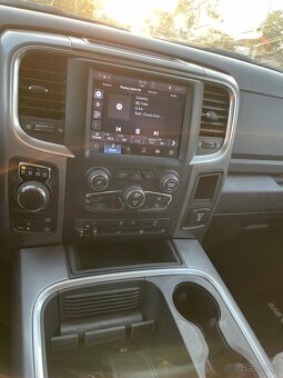 DODGE RAM 1500 5.7 HEMI 4X4 - 13