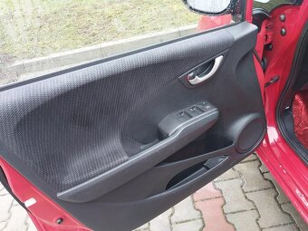 Honda Jazz hybryda automat 1,4 - 13