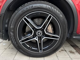 Mercedes-Benz GLC 300 d - 13
