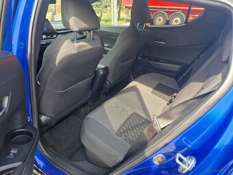 Toyota C-HR 1.8HYBRID 2019R 64000 - 13