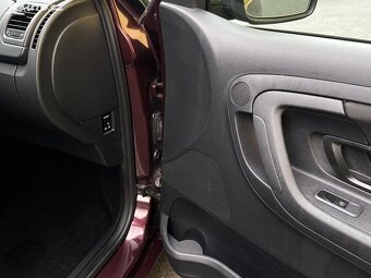 Škoda Fabia 1.2TSI/63kW KLIMA - TEMPOMAT r.v. 2010 - 13