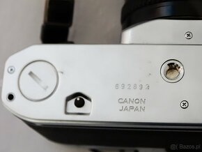 Aparat analogowy CANON AV-1 + CANON FD 50mm 1:1.8 - 13