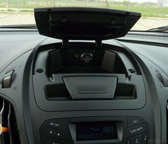 Ford Tourneo Courier - 13