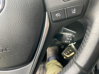 Toyota Corolla 1.6i 97kw, r.2019, klimatyzacja, 1. wlascicie - 13