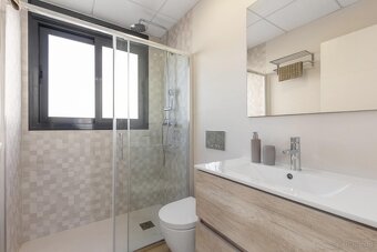 owoczesna willa z licencją turystyczną - 13