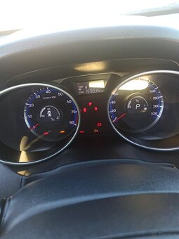 Hyundai ix35 2.0benz-gaz 4x4 - 13