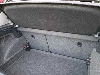 Sprzedam VW Polo zadbany, jedna właścicielka, mały przebieg - 13