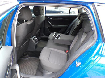 Škoda Octavia 1,0 e-TEC DSG - 13