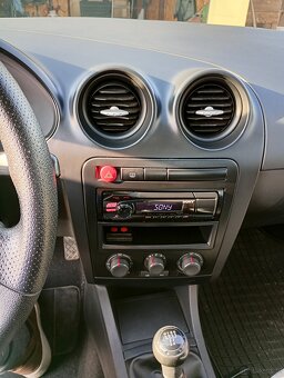 Sprzedam Seata Ibiza - 13