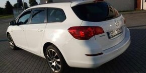 Opel Astra  Lift 1.4 mpi ecoFlex -w super stanie - 13