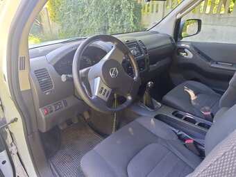 Nissan Navara 2.5 4x4 Diesel 190KM | Podniesione zawieszenie - 13