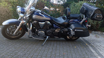 Yamaha XVS1300 Midnight Star Tourer - 13