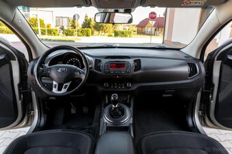 KIA SPORTAGE - 13