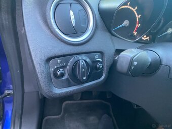 Ford Fiesta Mk7 1.2 Lift 1.25.82 konie - 13