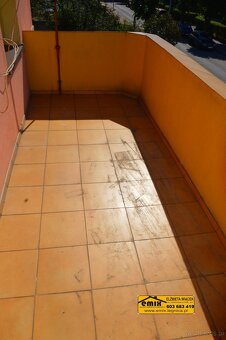 2 pokoje, I piętro, balkon, własny parking, teren ogrodzony - 13