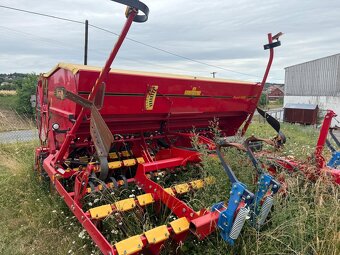 Siewnik zbozowy Vaderstad Rapid  400S  Super XL rok 2011  sp - 13