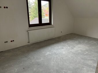 Dom w malowniczej miejscowości - 13